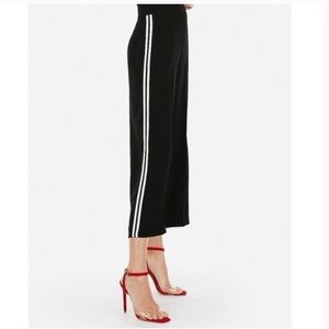 Express Cropped Pants